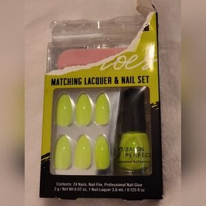 NEW! Salon Perfect Matching Lacquer & Nail Set - Neon Yellow